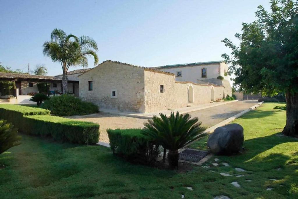بوزالو Torre Dantona Country Suites المظهر الخارجي الصورة